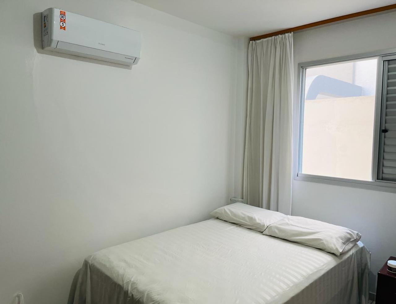 Апартаменти Avenida Atlantica, Beira Mar, Pe Na Areia Балнеаріу-Камборіу Екстер'єр фото